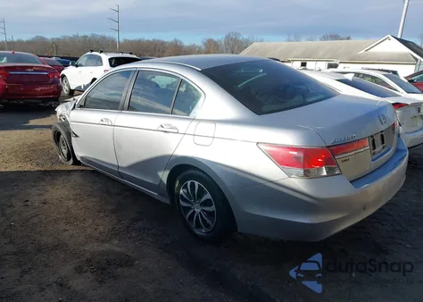 2011 Honda Accord 2.4 Lx z USA, uszkodzony, nr VIN 1HGCP2F39BA017318